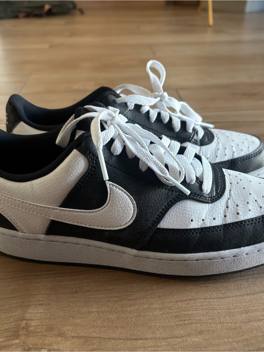 Nike Black and White Women's Low-Top Sneakers